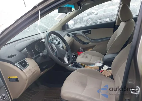 2014 Hyundai Elantra Se z USA, uszkodzony, nr VIN 5NPDH4AE2EH514440